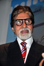 Amitabh Bachchan at Yes Bank Awards event in Mumbai on 1st Oct 2013 (43).jpg